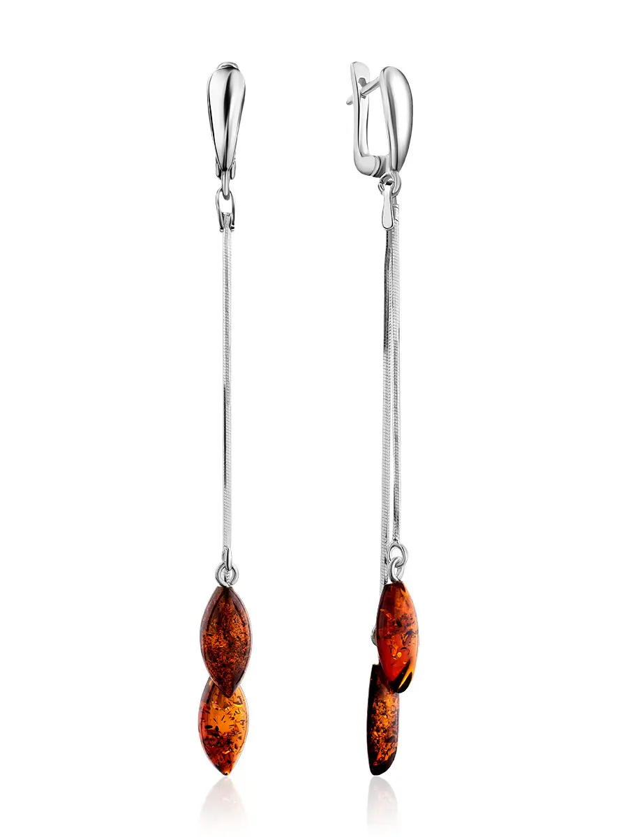 картинка Серьги-цепочки из серебра с янтарём коньячного цвета «Листочки» в онлайн магазине