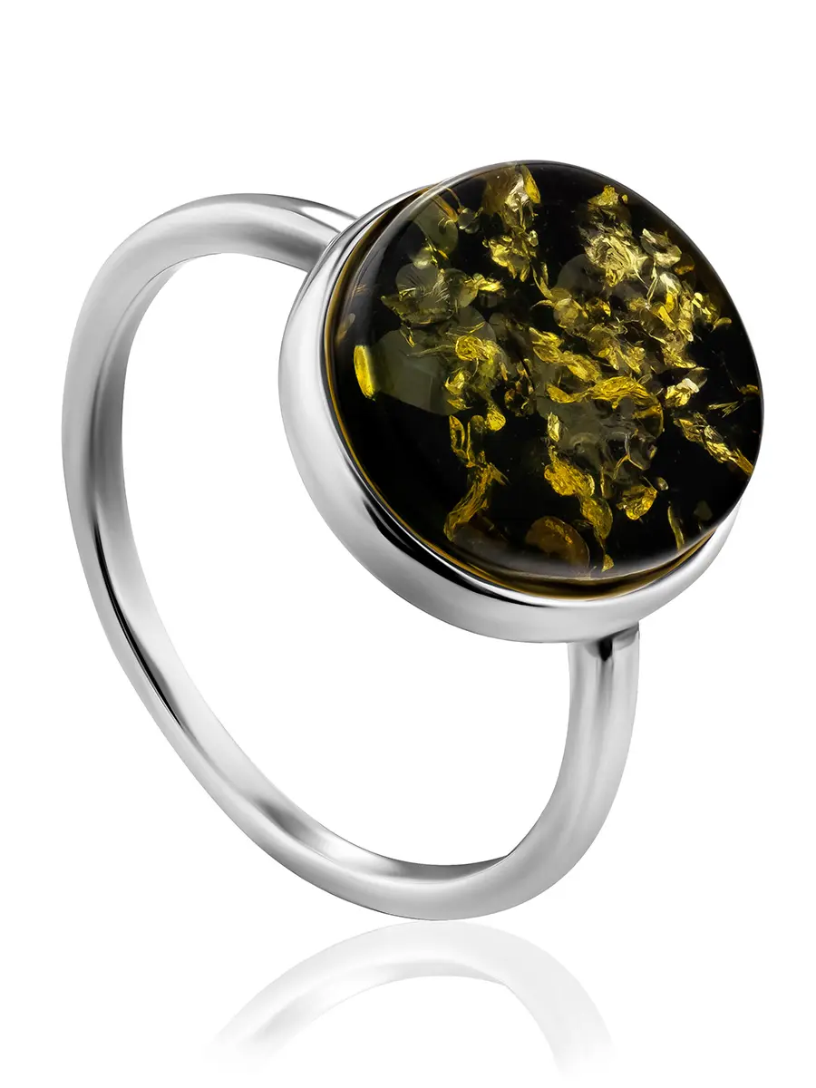 картинка Небольшое серебряное кольцо с зелёным янтарём «Бенефис» в онлайн магазине