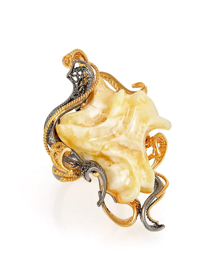 картинка Потрясающее крупное кольцо с цельным янтарём «Филигрань» в онлайн магазине