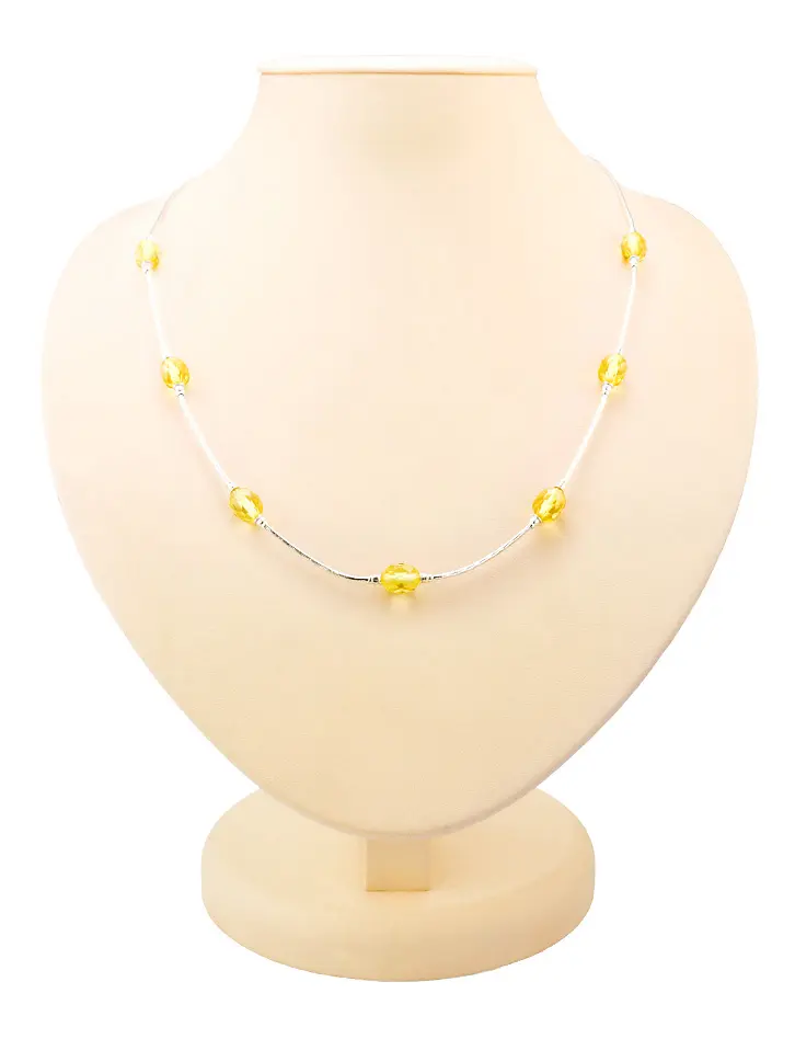 картинка Нежное колье из серебра и бусин-проставок из лимонного янтаря «Олимпия алмазная» в онлайн магазине