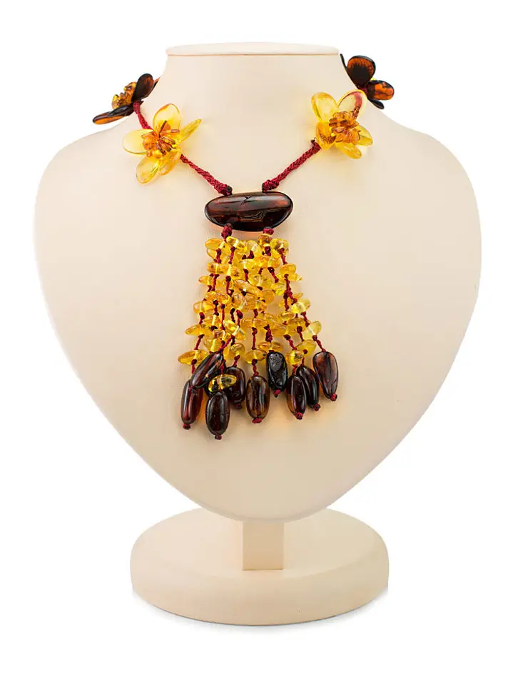 картинка Этническое колье из натурального балтийского янтаря вишнёвого и лимонного цветов «Галстук с цветами» в онлайн магазине
