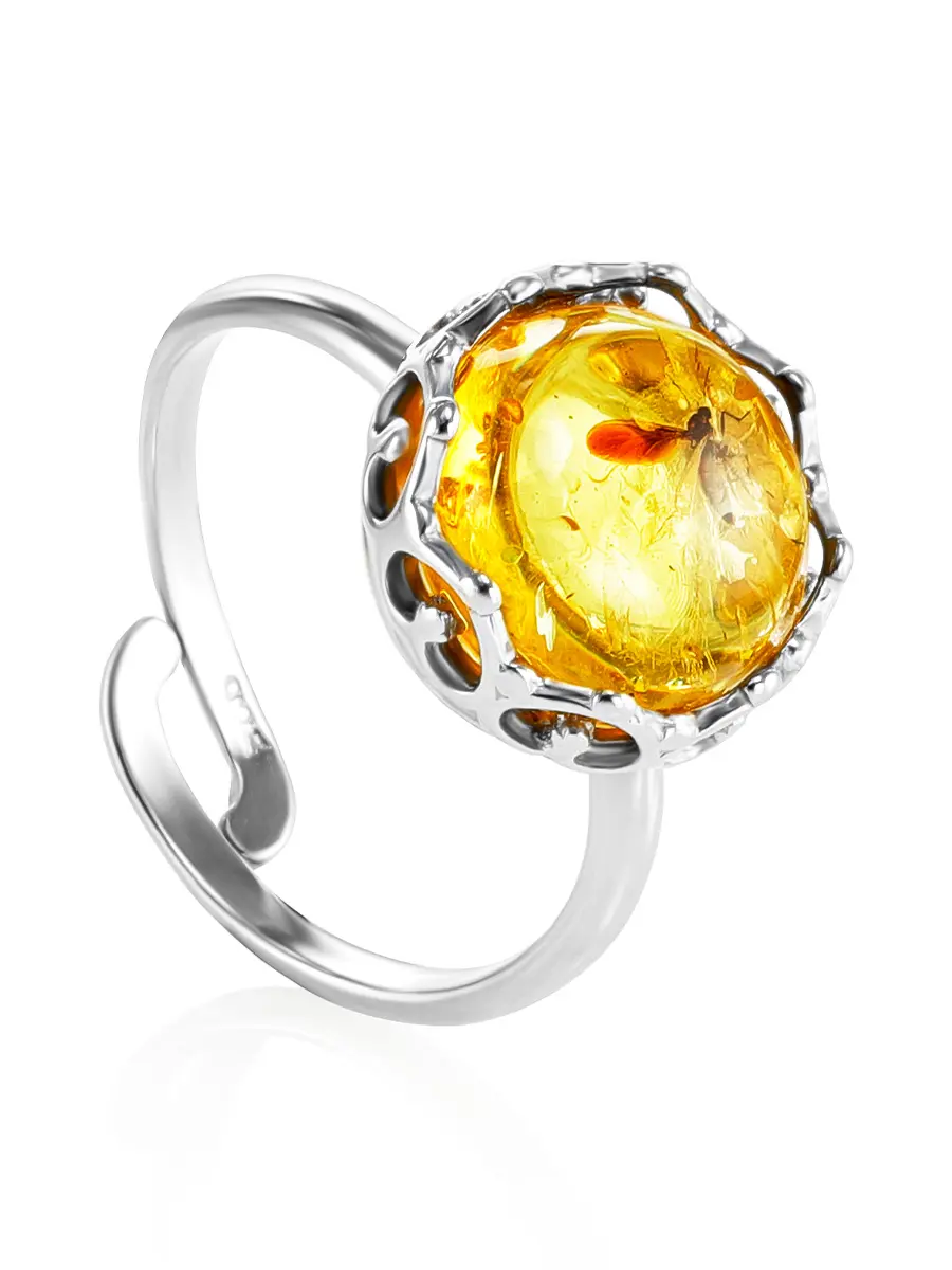 картинка Нежное ажурное кольцо «Клио» из серебра и янтаря с насекомым в онлайн магазине