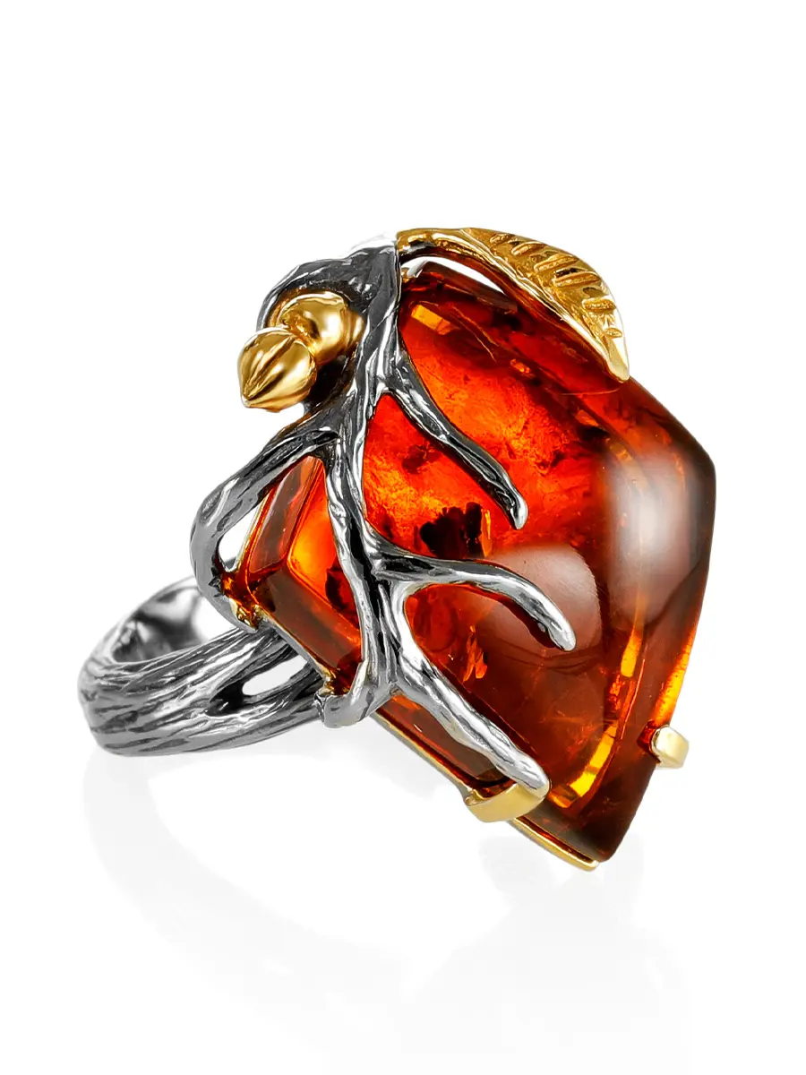 картинка Нарядное кольцо из натурального янтаря в серебре с позолотой «Колибри» в онлайн магазине
