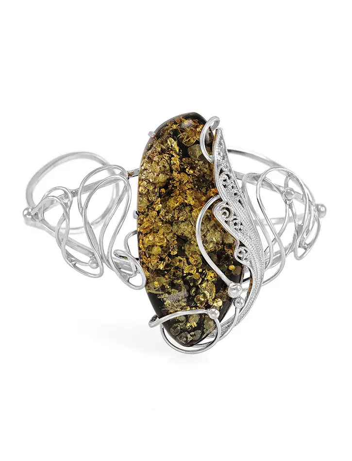 картинка Красивый серебряный браслет «Крылышко» с крупным натуральным янтарем коньячного цвета с искорками в онлайн магазине