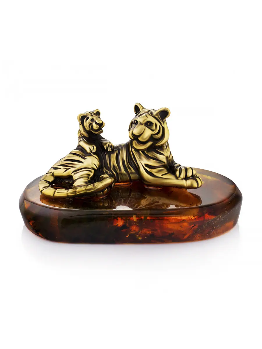 картинка Сувенирная фигурка с натуральным балтийским янтарём «Тигрица и тигрёнок» в онлайн магазине