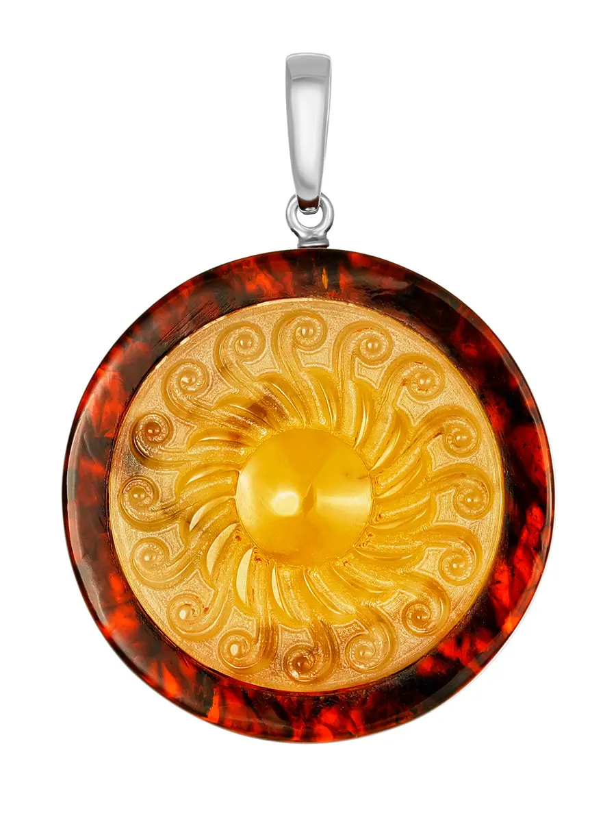 картинка Кулон из натурального янтаря с резьбой «Солнце» в онлайн магазине