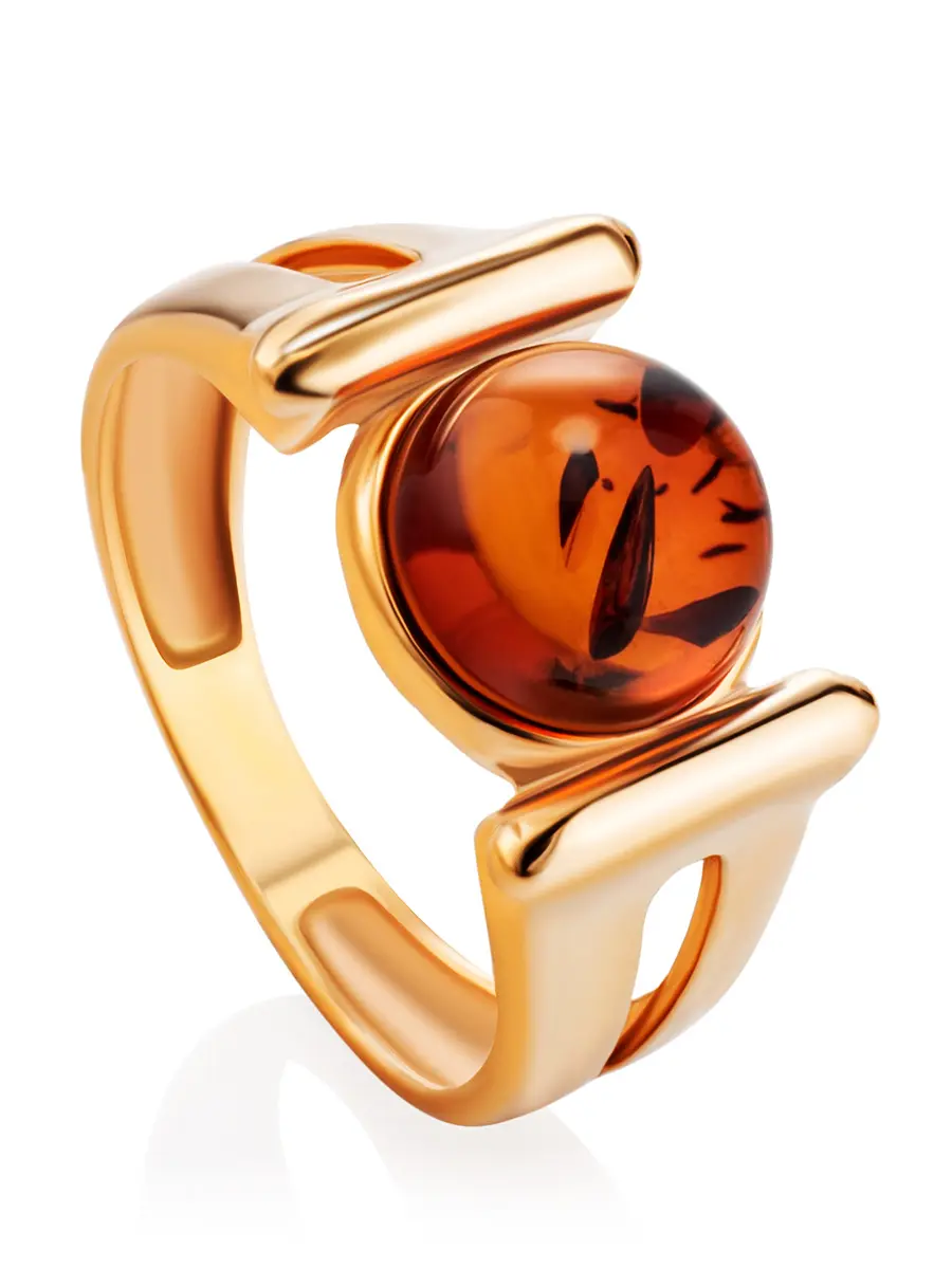 картинка Стильное кольцо «Аркадия» из серебра в позолоте и коньячного янтаря в онлайн магазине