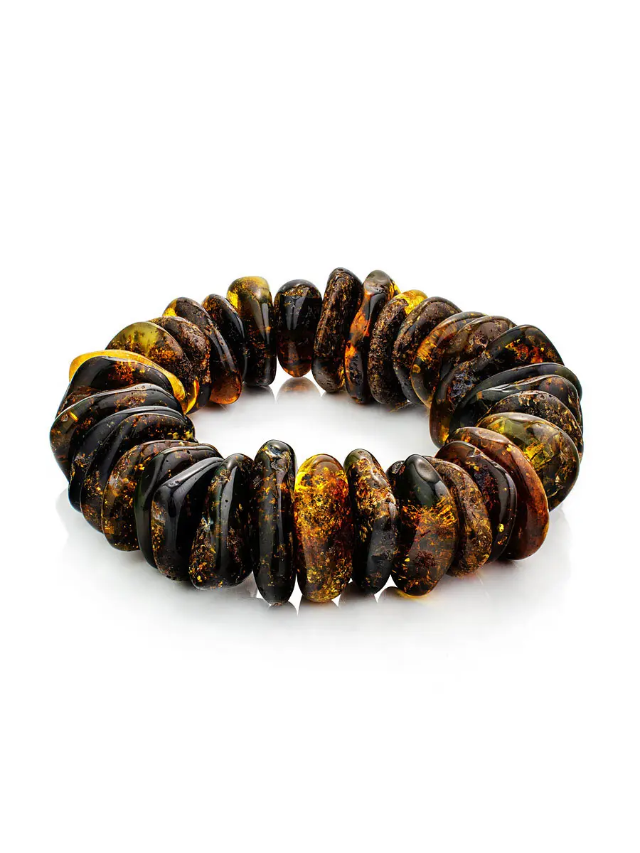 картинка Потрясающий объёмный браслет из янтаря с природной текстурой «Чипсы» в онлайн магазине