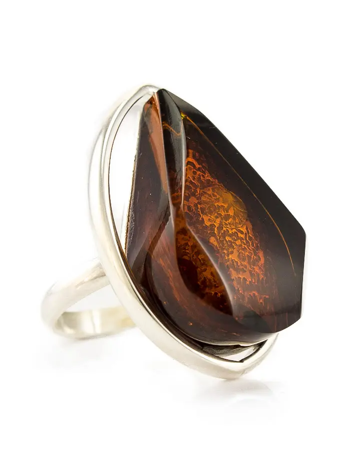 картинка Большое кольцо «Капля» со вставкой вишнёвого янтаря в онлайн магазине