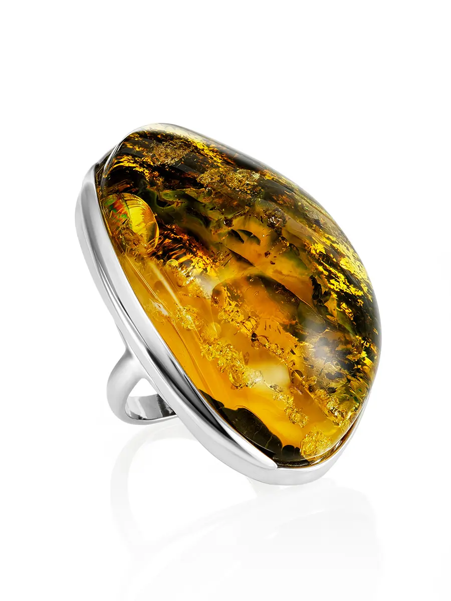 картинка Серебряное кольцо с крупной вставкой красивого живописного янтаря «Лагуна» в онлайн магазине