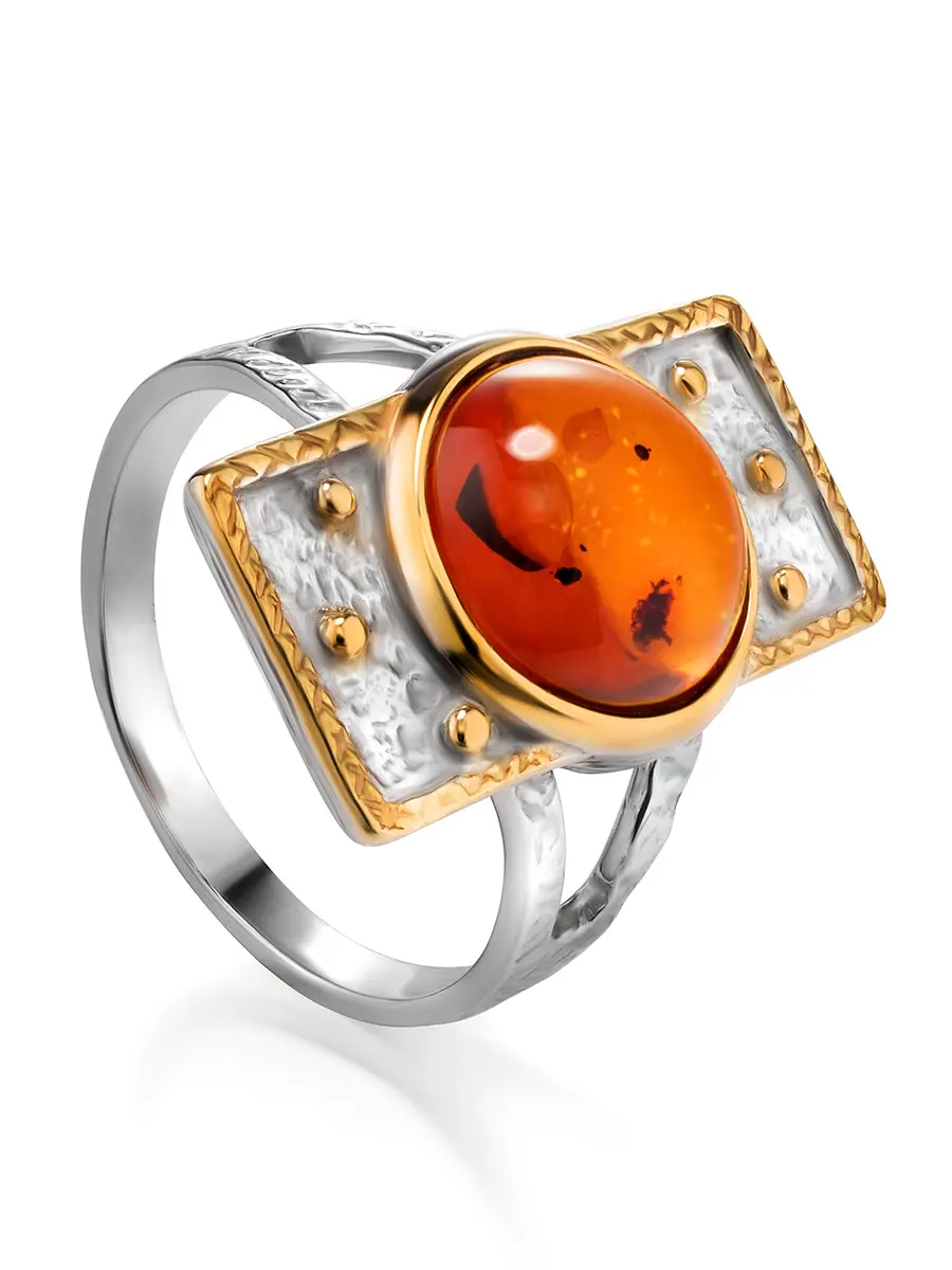 картинка Эффектное кольцо, украшенное коньячным янтарем «Равенна» в онлайн магазине