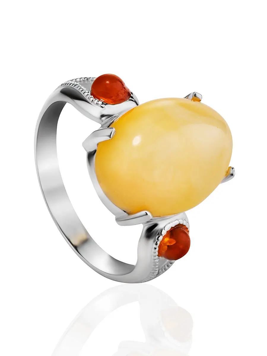 картинка Серебряное кольцо с натуральным медовым янтарем и коньячными вставками «Стамбул» в онлайн магазине