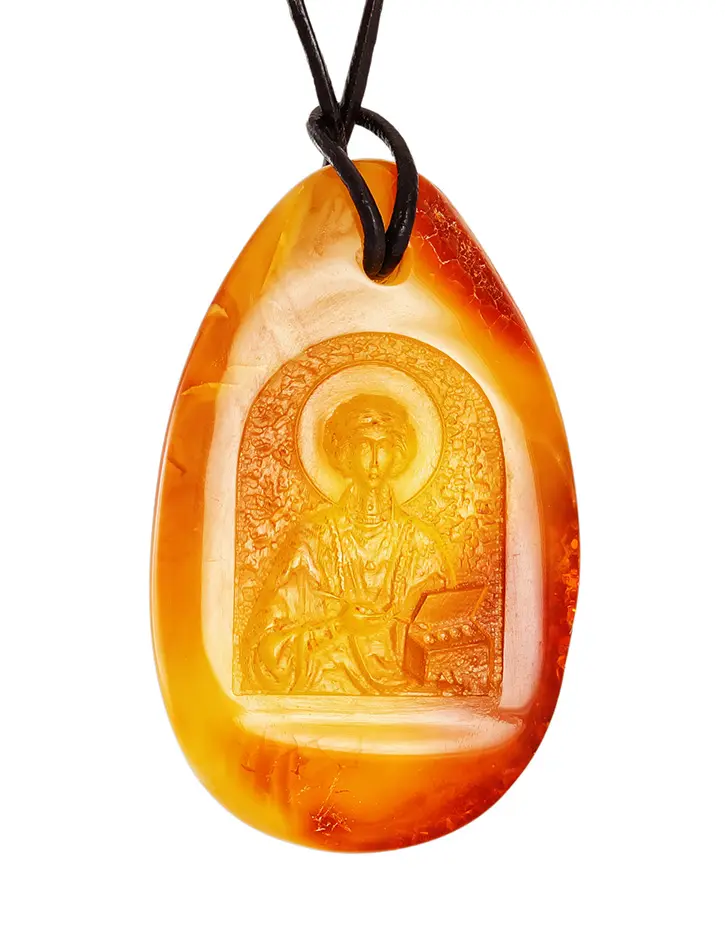 картинка Кулон-иконка из натурального цельного балтийского янтаря с резьбой «Святой целитель Пантелеймон» в онлайн магазине
