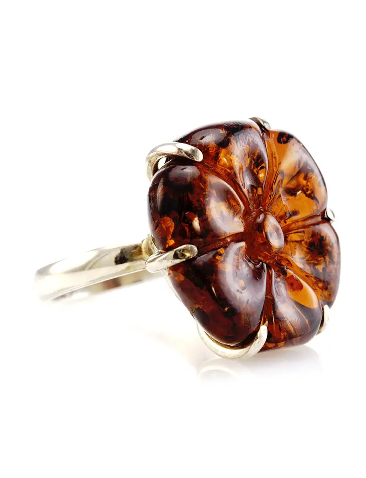 картинка Яркое кольцо из натурального балтийского янтаря коньячного цвета «Ромашка крупная» в онлайн магазине