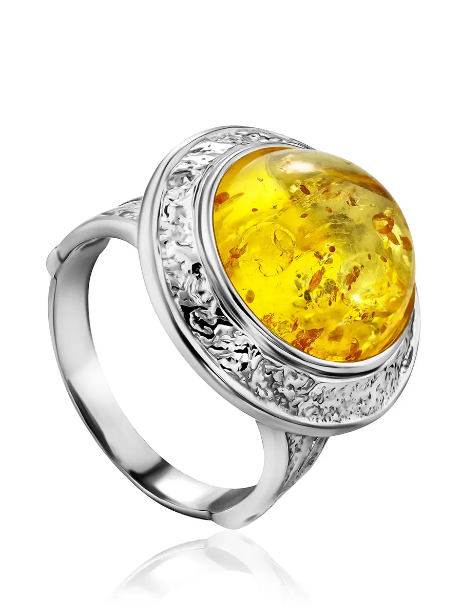 картинка Нарядное серебряное кольцо с круглой вставкой золотисто-лимонного янтаря «Ампир» в онлайн магазине