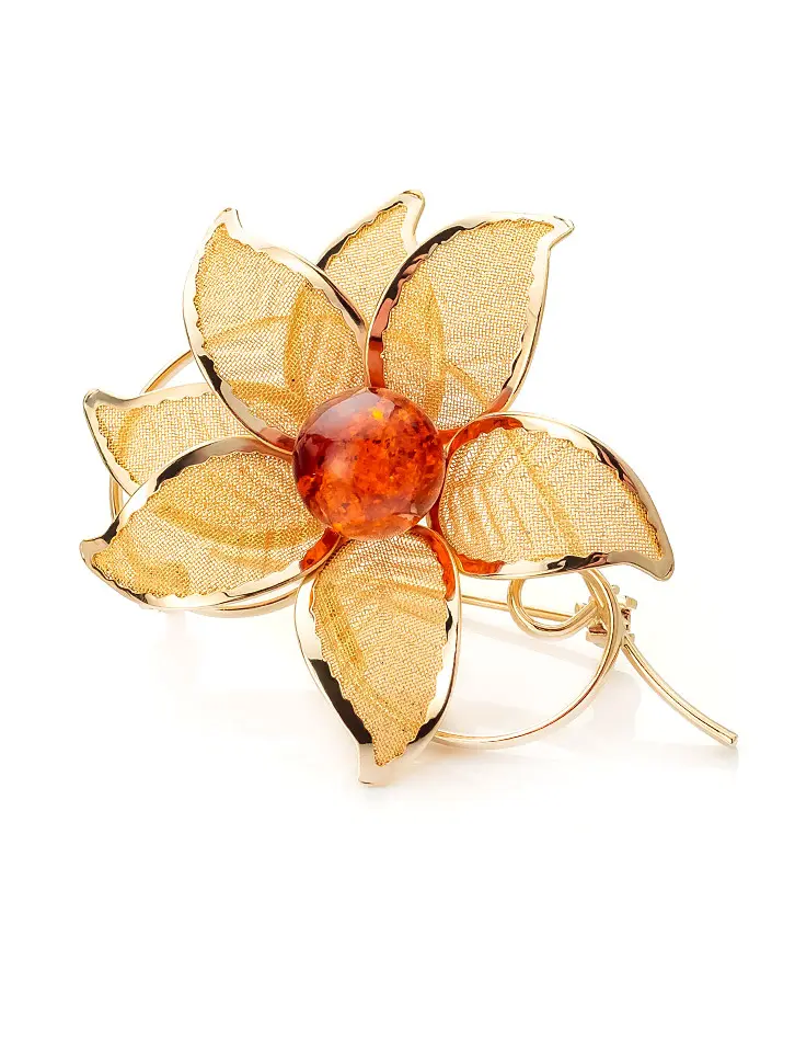 картинка Брошь в форме цветка, украшенная натуральным янтарём Beoluna в онлайн магазине