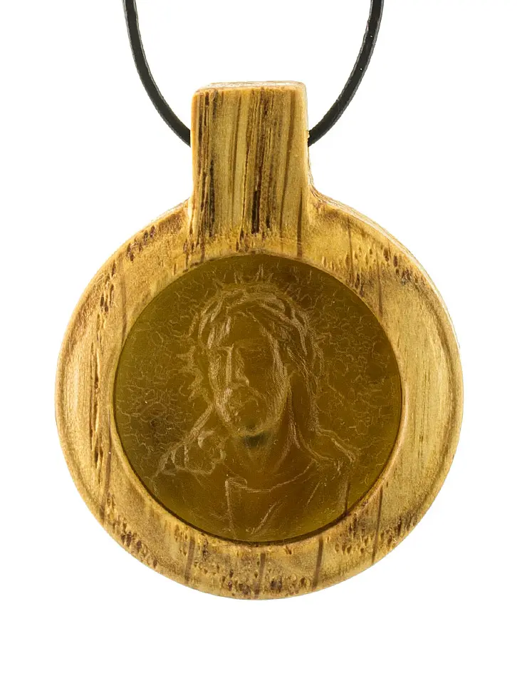 картинка Кулон-икона из древесины дуба и натурального янтаря с резьбой «Христос» в онлайн магазине