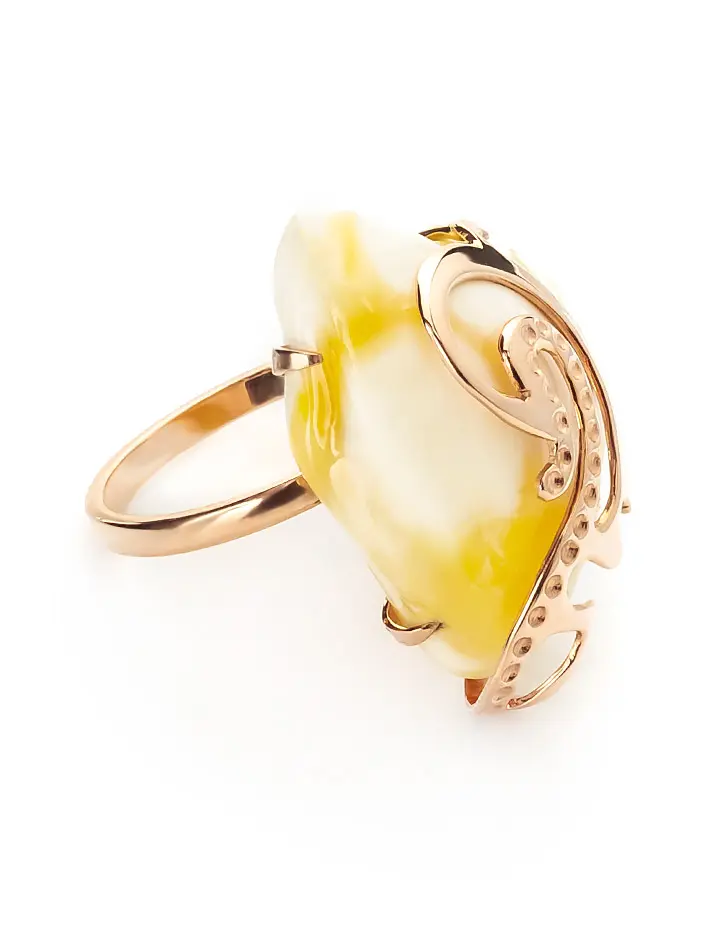 картинка Оригинальное кольцо из золота с натуральным пейзажным янтарём «Версаль» в онлайн магазине