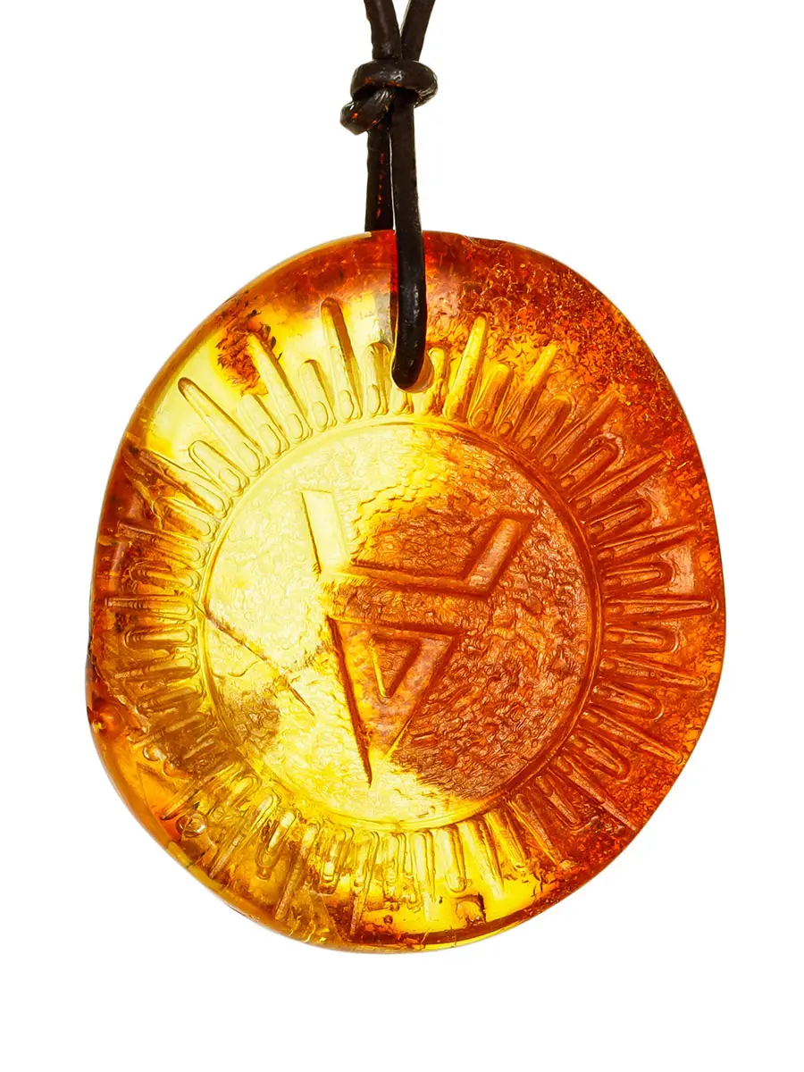 картинка Символ Велеса — оберег, вырезанный на натуральном цельном янтаре в онлайн магазине
