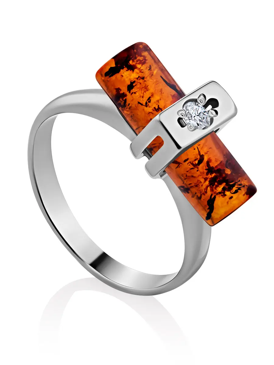 картинка Серебряное кольцо с натуральным коньячным янтарём и цирконами «Скандинавия» в онлайн магазине