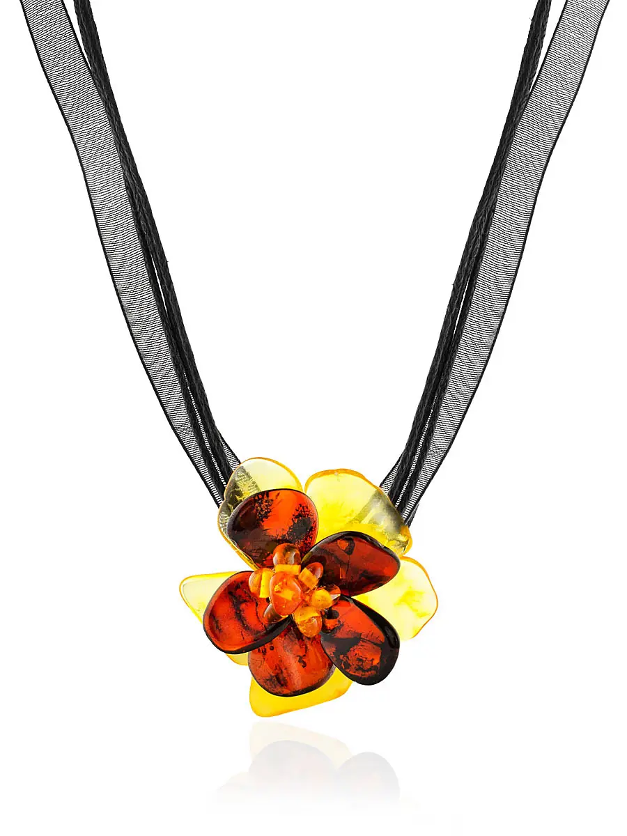 картинка Чокер, украшенный цветком из натурального балтийского янтаря «Шиповник» в онлайн магазине