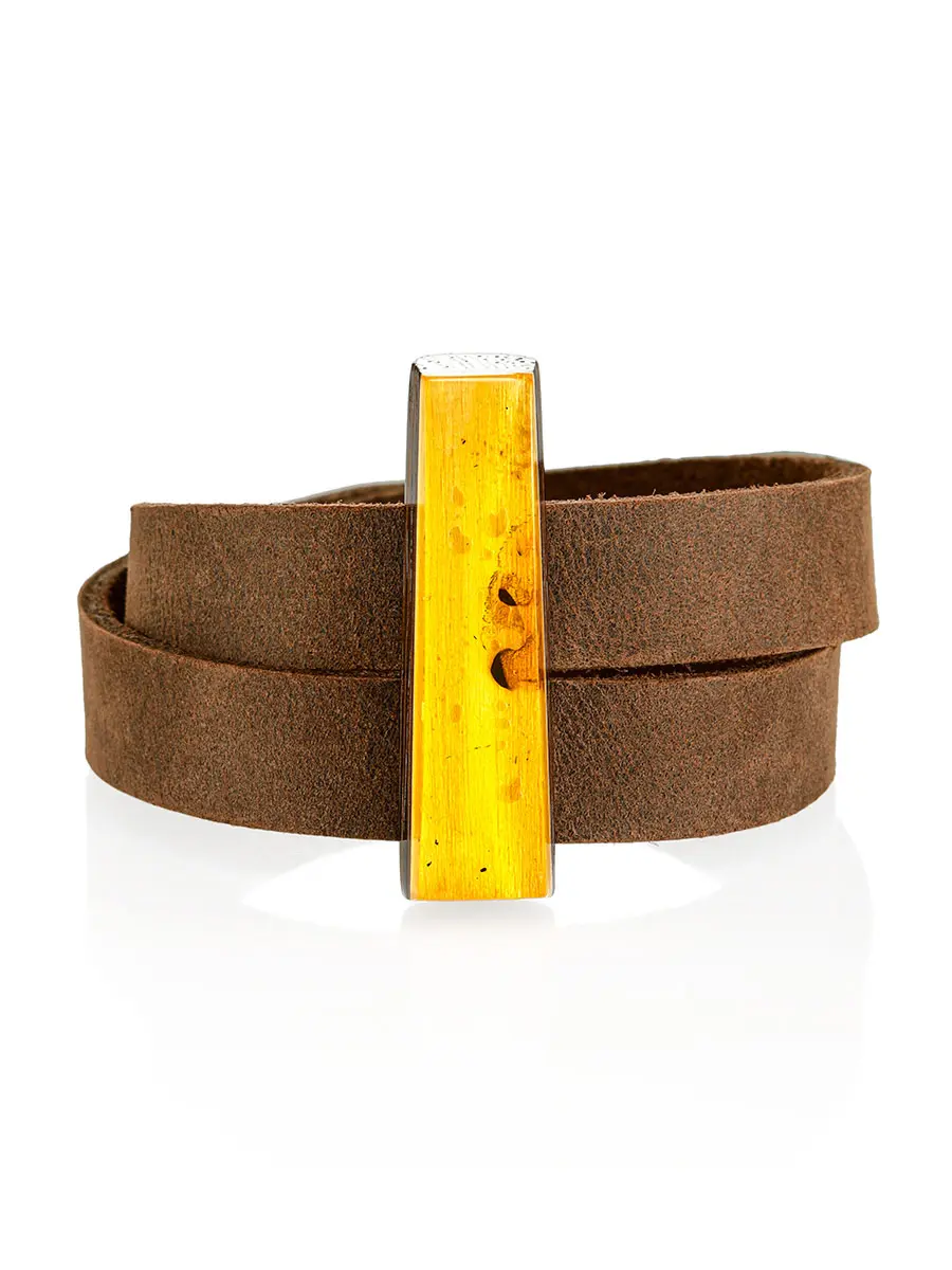 картинка Стильный кожаный браслет в два оборота «Индонезия» с натуральным янтарём и деревом в онлайн магазине