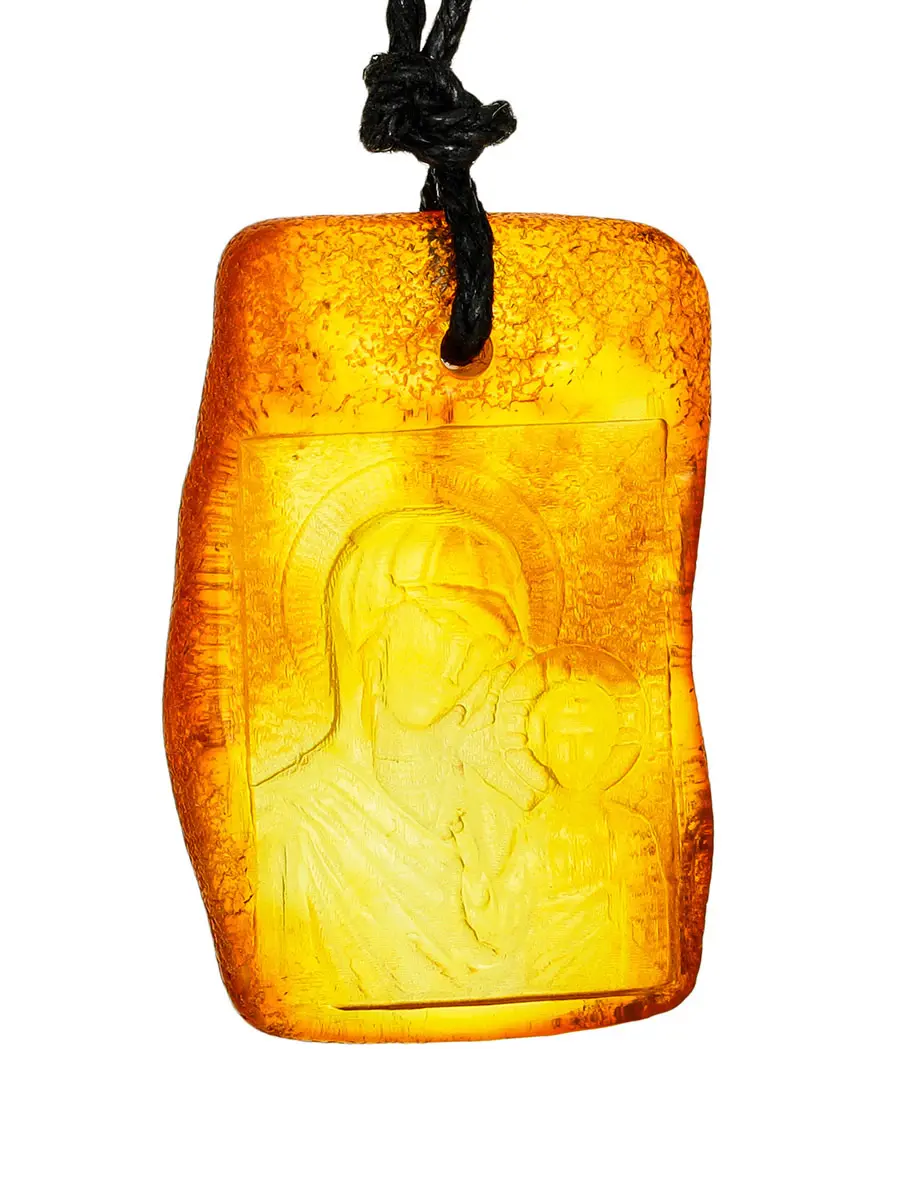 картинка Кулон-иконка из натурального балтийского янтаря с резьбой «Казанская Богоматерь» в онлайн магазине