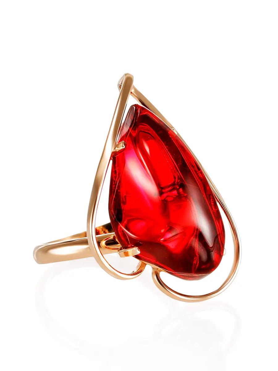 картинка Роскошное кольцо «Венеция» из золочёного серебра и ярко-красного янтаря в онлайн магазине