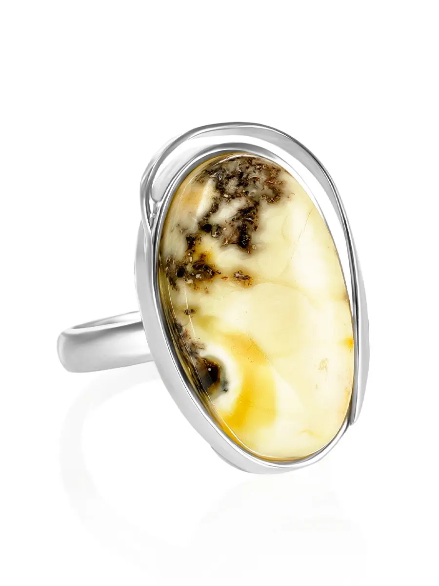 картинка Серебряное кольцо с вставкой из цельного текстурного янтаря «Лагуна» в онлайн магазине