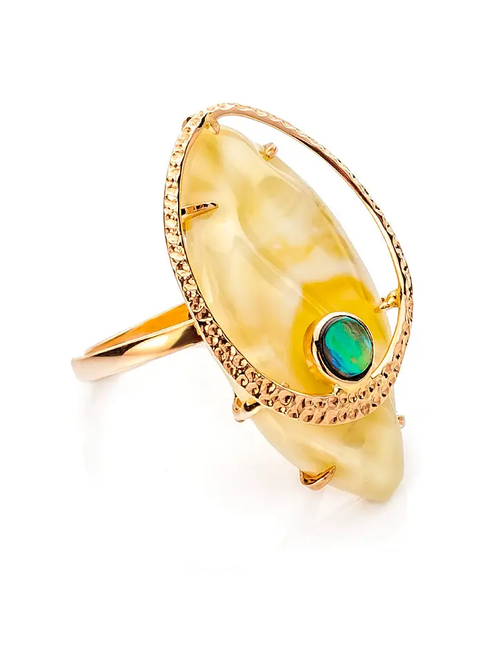 картинка Уникальное кольцо с натуральным янтарём медового цвета и перламутром «Атлантида» в онлайн магазине