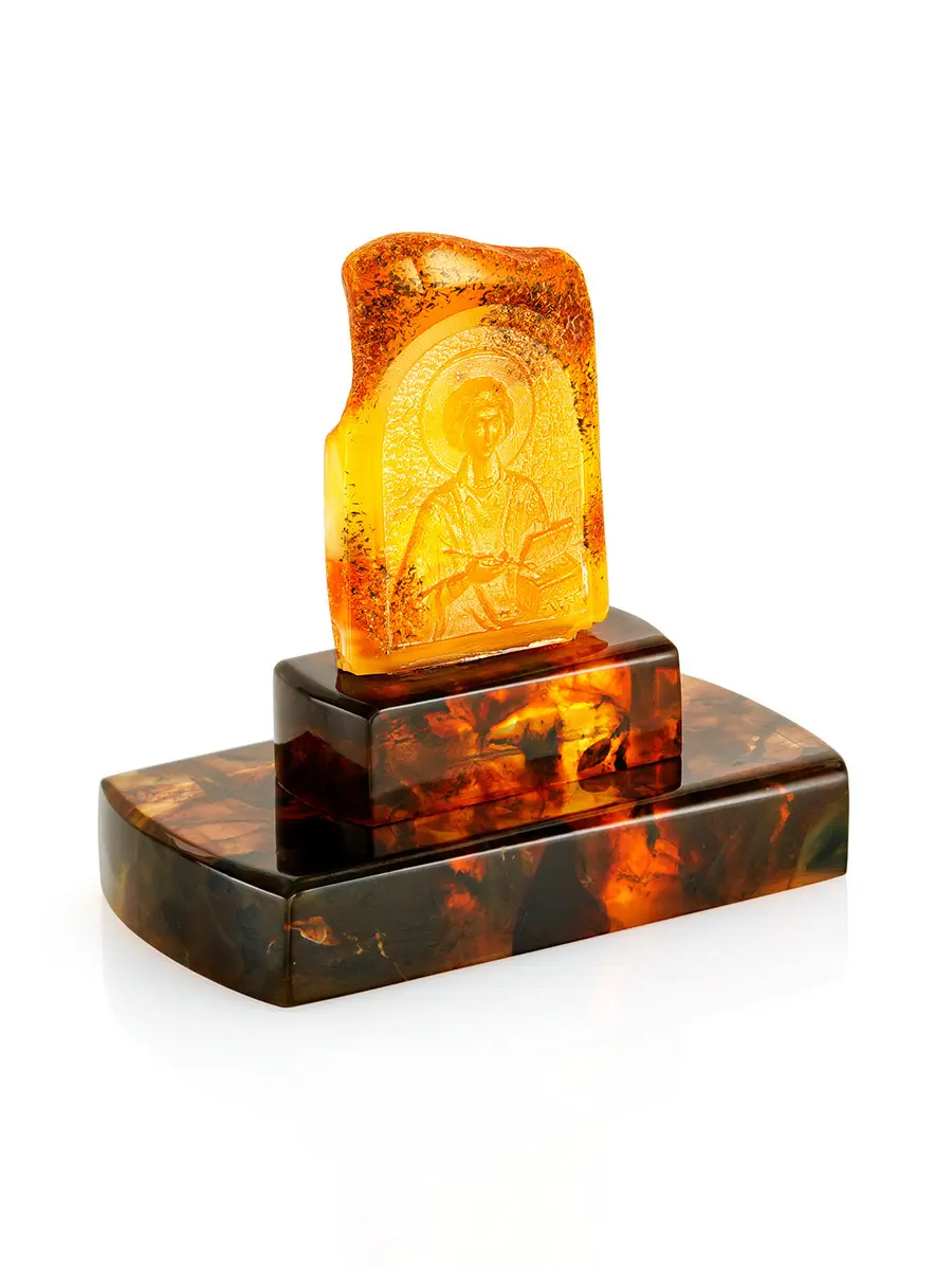 картинка Резьба на натуральном цельном янтаре с природной корочкой «Святой целитель Пантелеймон» в онлайн магазине