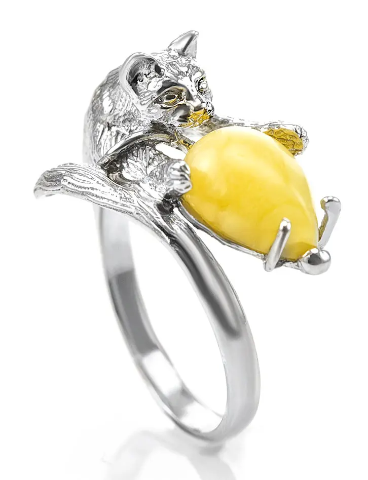 картинка Кольцо с натуральным медовым янтарём «Кошки-мышки» в онлайн магазине