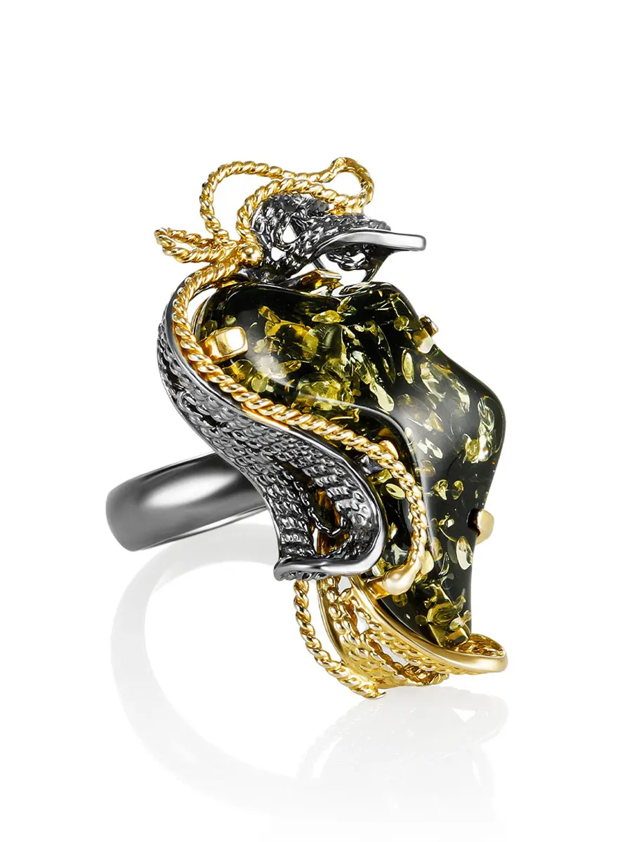 картинка Изысканное кольцо с зелёным янтарём в позолоченной скани «Филигрань» в онлайн магазине