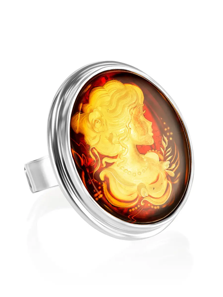 картинка Роскошное кольцо из серебра и янтаря с резьбой-инталией «Элинор» в онлайн магазине