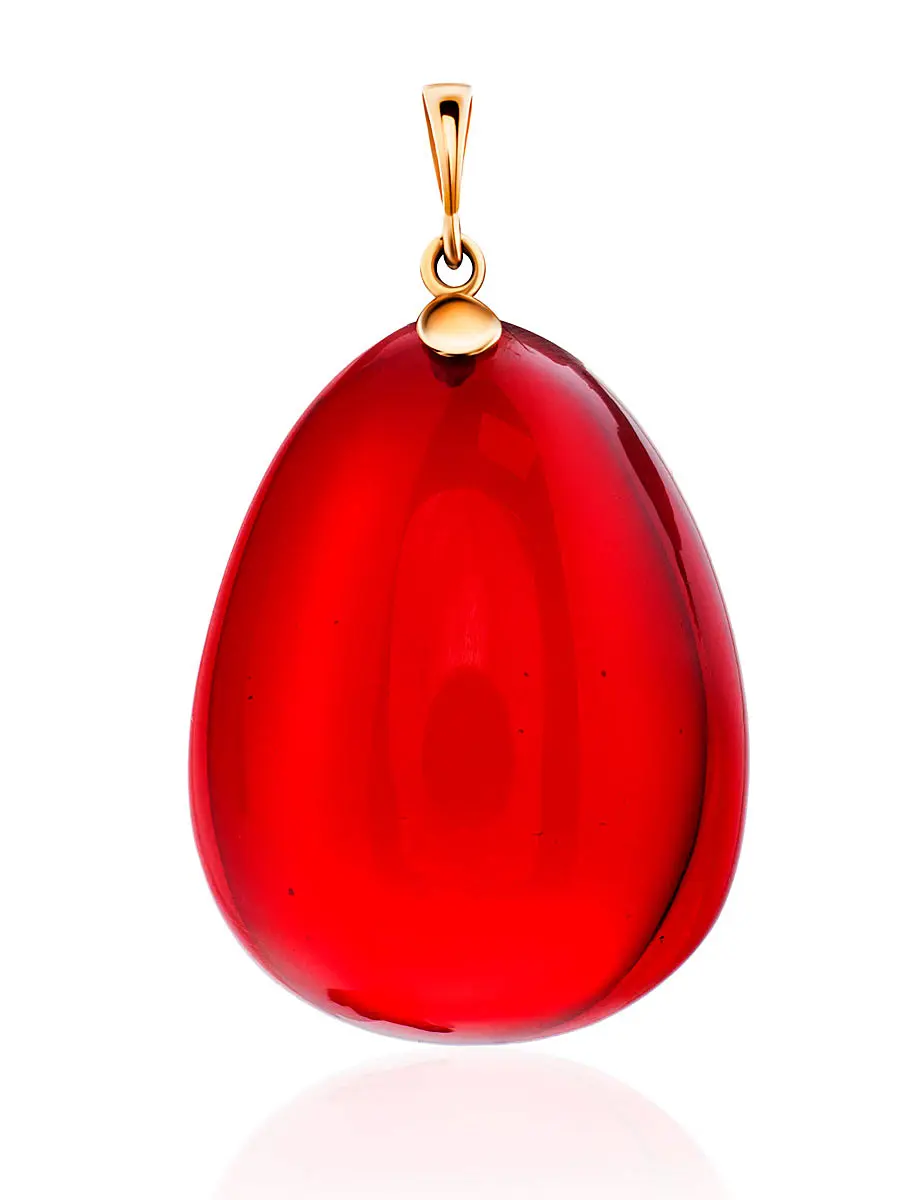 картинка Яркий кулон-капля из янтаря рубинового оттенка на золотой петле в онлайн магазине