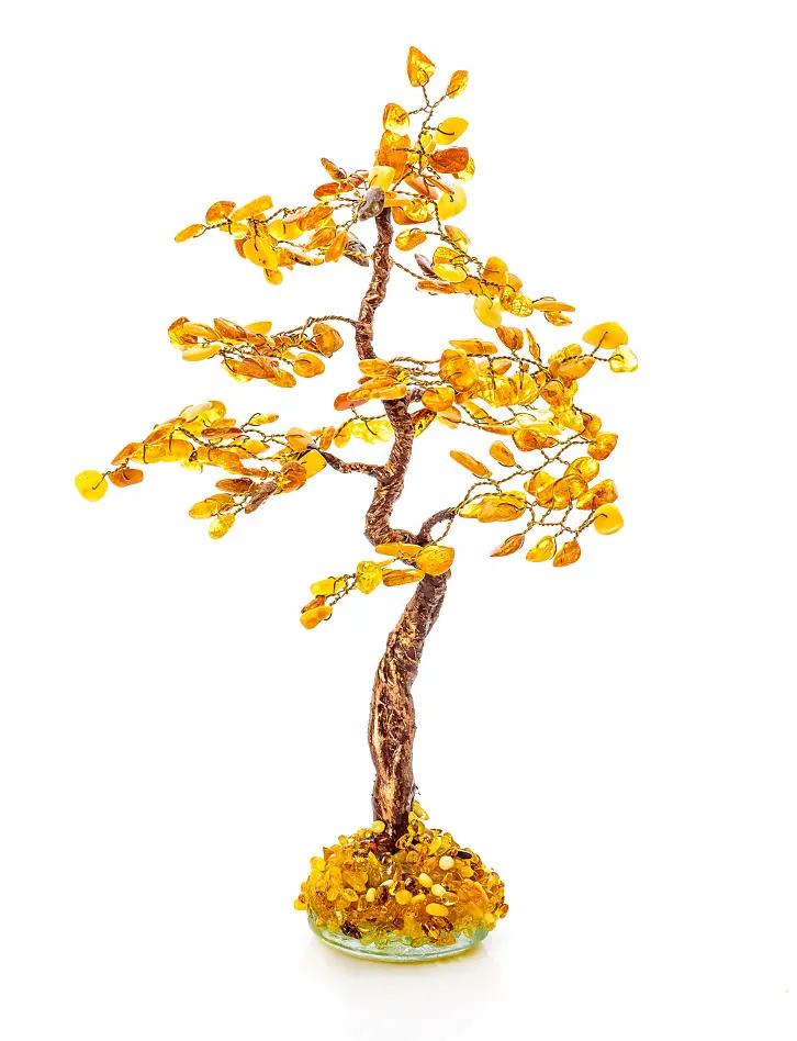 картинка Маленькое сувенирное дерево из янтаря на стеклянной подставке в онлайн магазине