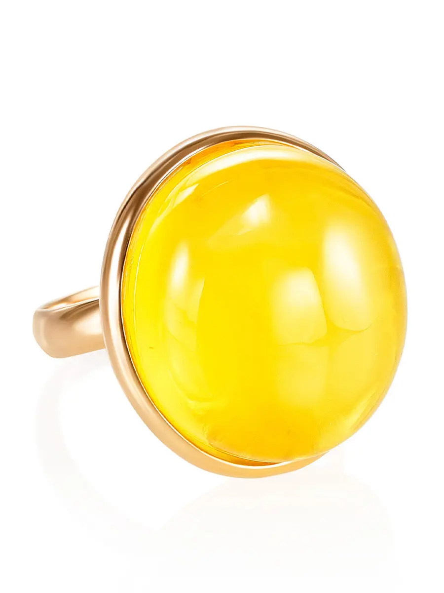 картинка Элегантное кольцо из натурального полупрозрачного медового янтаря и позолоченного серебра в онлайн магазине