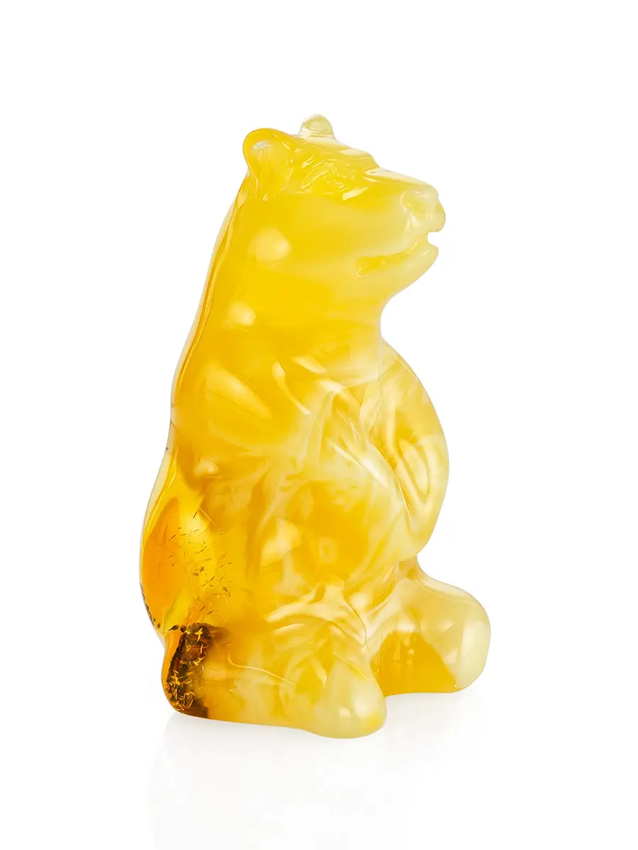 картинка Небольшая резная статуэтка из натурального медового янтаря «Медведь» в онлайн магазине