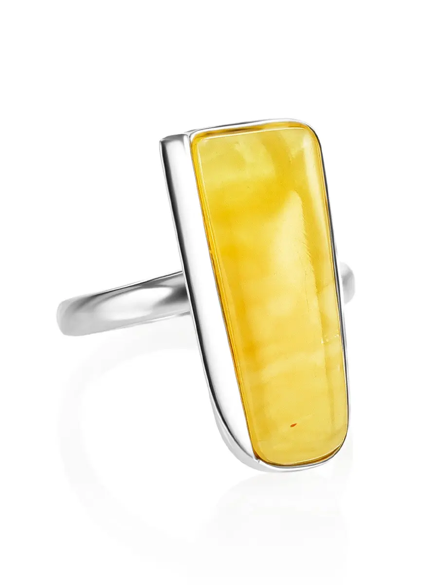 картинка Кольцо с натуральным медовым янтарём «Глянец» в онлайн магазине