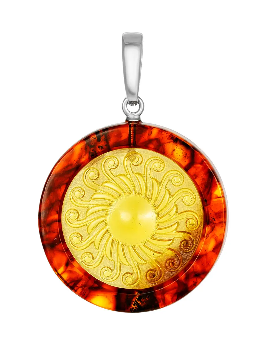 картинка Кулон с резьбой из натурального балтийского янтаря «Солнце» в онлайн магазине