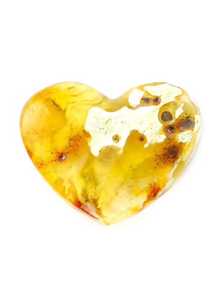 картинка Крупный кулон из натурального янтаря с разнообразной живописной текстурой в форме сердечке в онлайн магазине