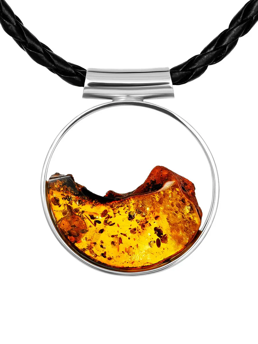 картинка Колье с круглой подвеской, украшенной янтарём «Самум» в онлайн магазине