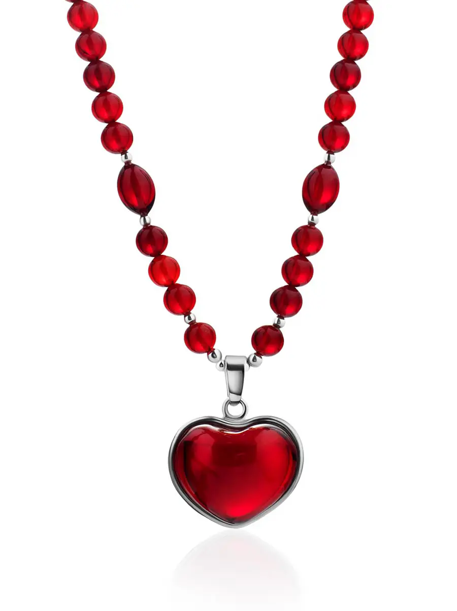 картинка Колье из янтаря красного цвета с крупной подвеской «Сердце» в онлайн магазине
