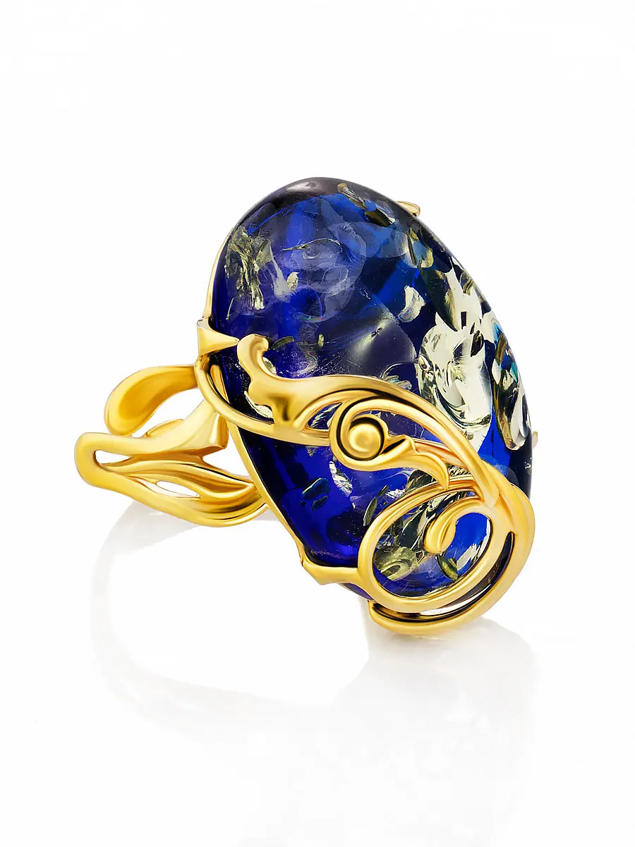 картинка Роскошное кольцо из серебра с золочением и синим янтарём «Версаль» в онлайн магазине