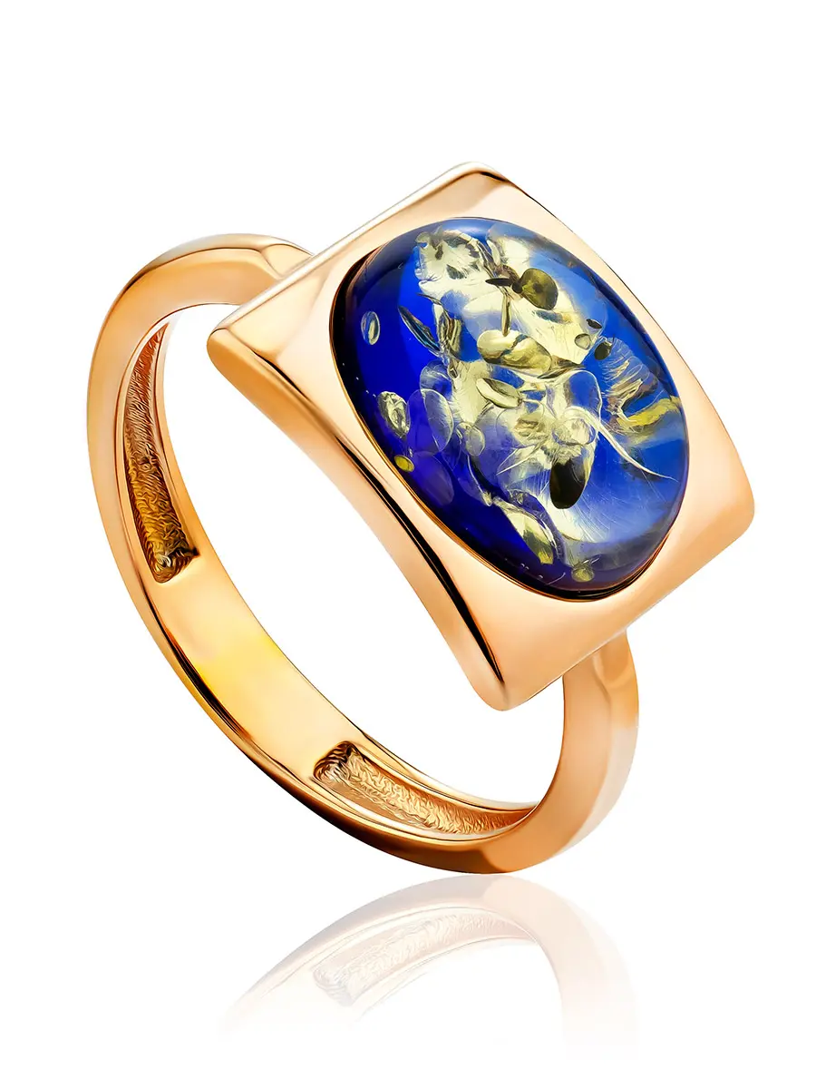 картинка Яркое кольцо из позолоченного серебра и янтаря голубого цвета «Эллипс» в онлайн магазине