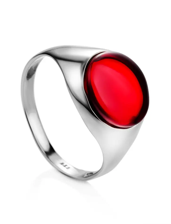 картинка Стильное кольцо «Сангрил» из серебра с круглой янтарной вставкой в онлайн магазине