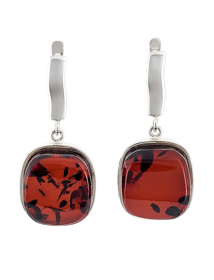 картинка Серебряные серьги с натуральным янтарем темно-вишневого цвета «Глянец» в онлайн магазине