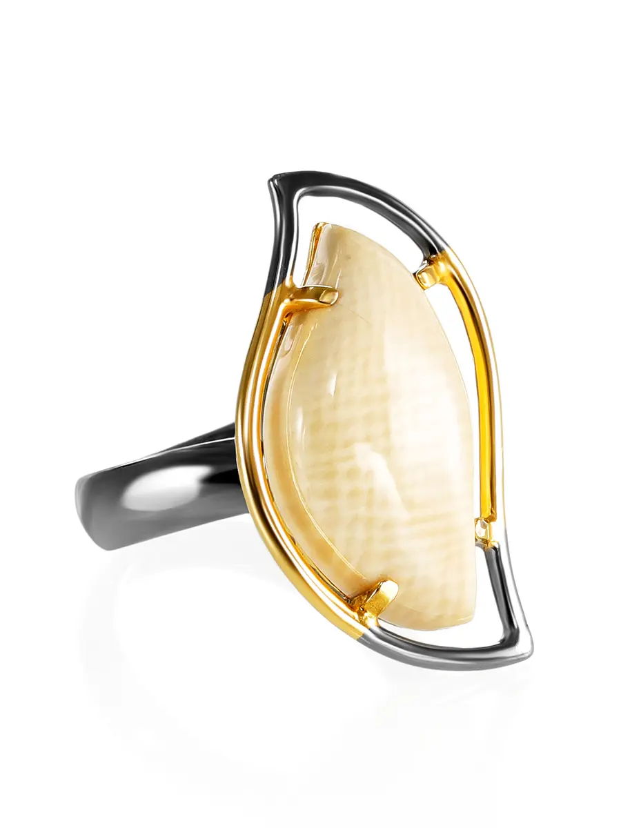 картинка Изысканное кольцо из позолоченного серебра с бивнем мамонта «Эра» в онлайн магазине
