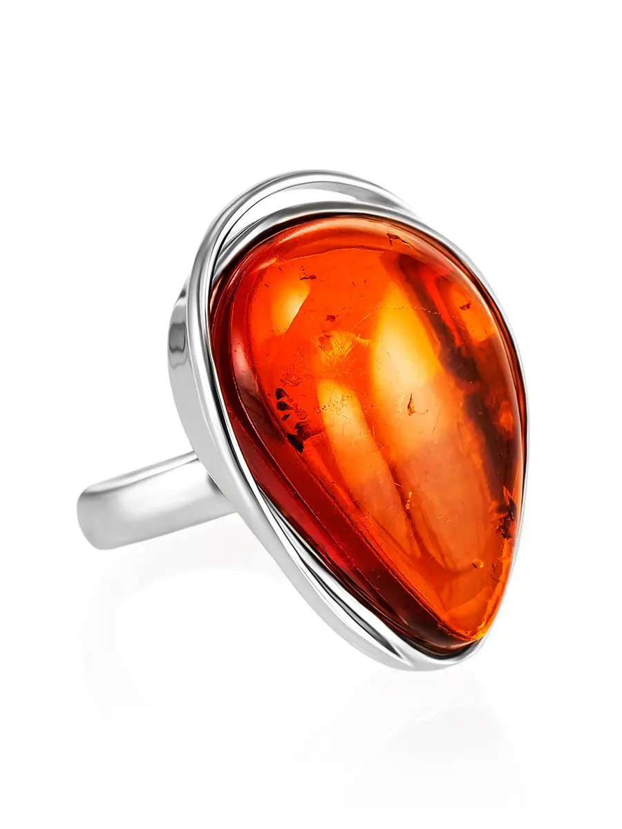 картинка Оригинальное кольцо из серебра с натуральным коньячным янтарём «Лагуна» в онлайн магазине