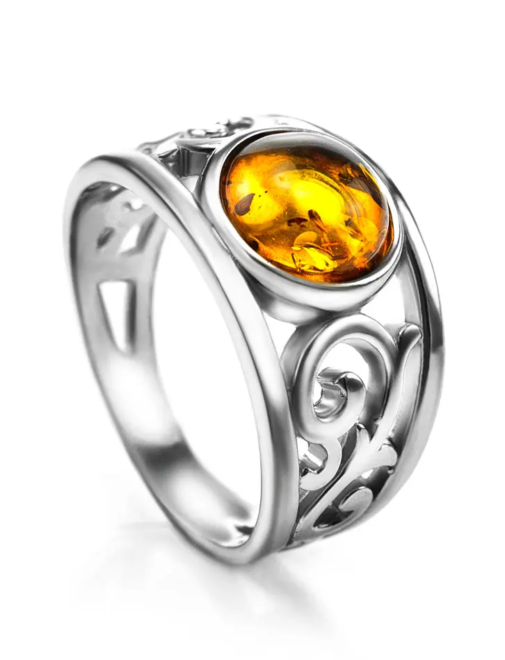 картинка Ажурное кольцо из серебра со вставкой из коньячного янтаря «Шахерезада» в онлайн магазине